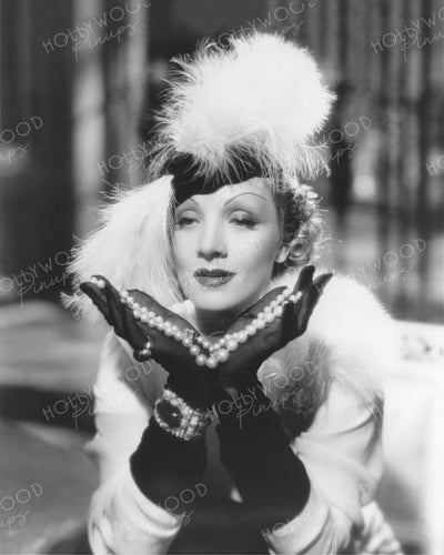 Marlene Dietrich DAZZLING DESIRE 1936